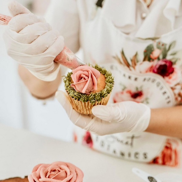 FLORAL CUPCAKE DECORATING WORKSHOP-Workshop-Little Lane Workshops